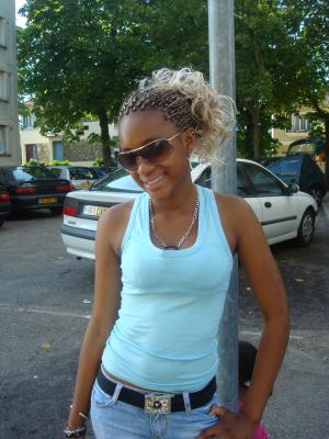 ellll c miss garmey ellll represen le galsen en france.......elllll bvlaissss grave la meufffffffffffffffffff